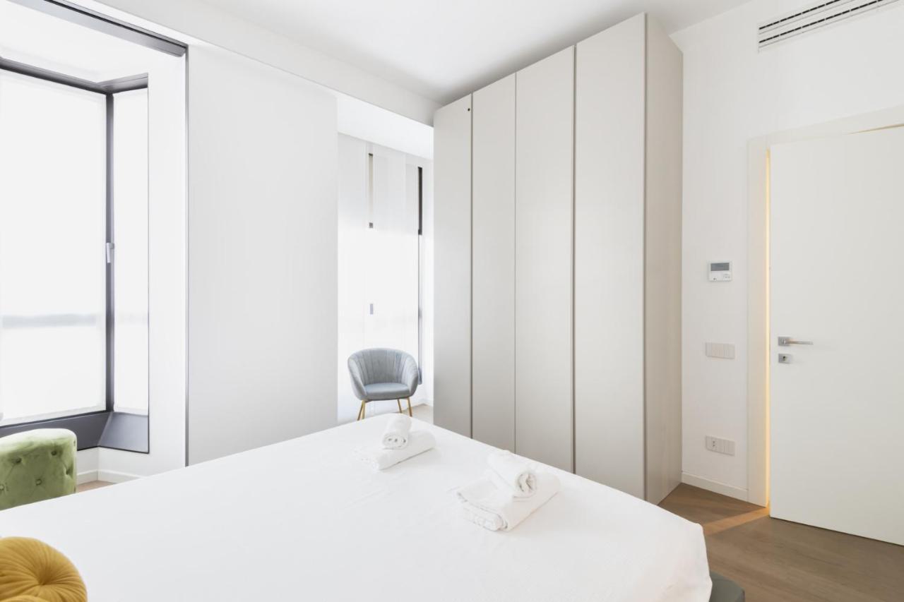 Easylife - Lussuosa Dimora Con Rooftop Condominiale Vista Duomo Mediolan Zewnętrze zdjęcie