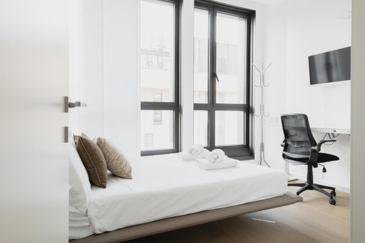 Easylife - Lussuosa Dimora Con Rooftop Condominiale Vista Duomo Mediolan Zewnętrze zdjęcie