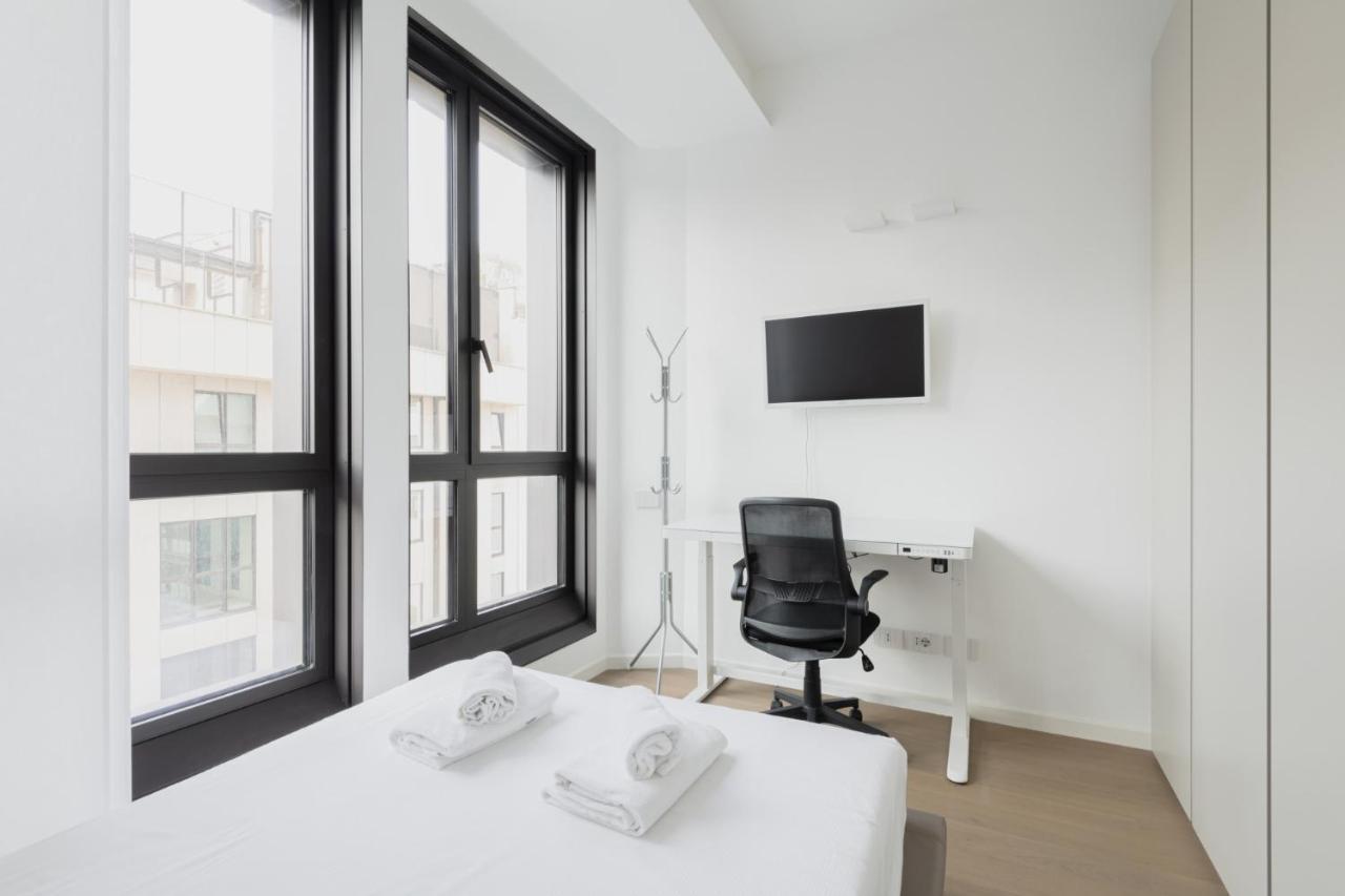 Easylife - Lussuosa Dimora Con Rooftop Condominiale Vista Duomo Mediolan Zewnętrze zdjęcie