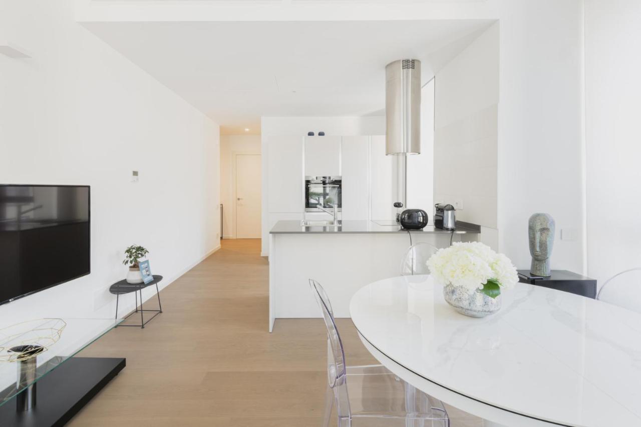 Easylife - Lussuosa Dimora Con Rooftop Condominiale Vista Duomo Mediolan Zewnętrze zdjęcie